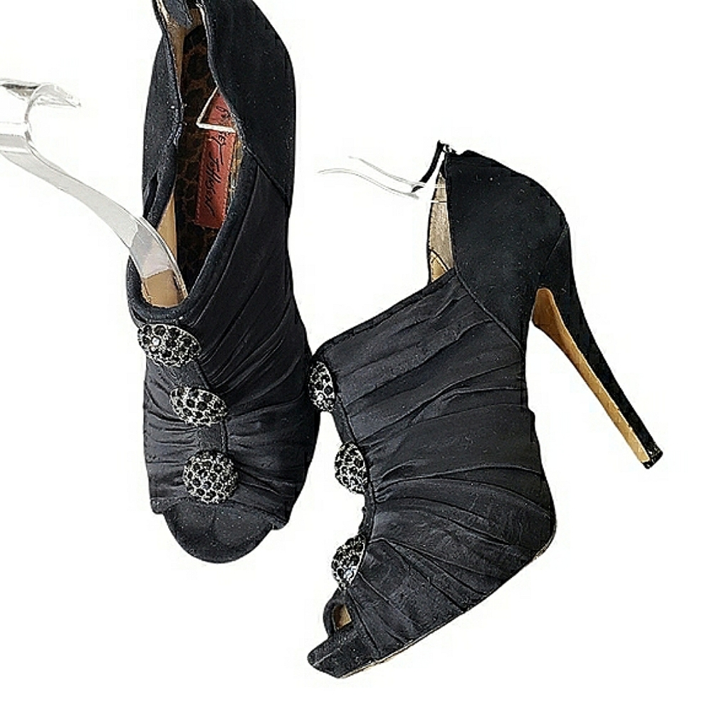 Betsy Johnson Pump 9 Betty Page Boop Vintage Stiletto Embellished Peeptoe Events